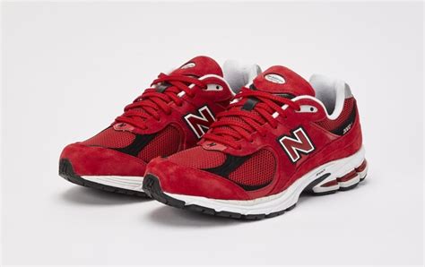 red 2002r new balance